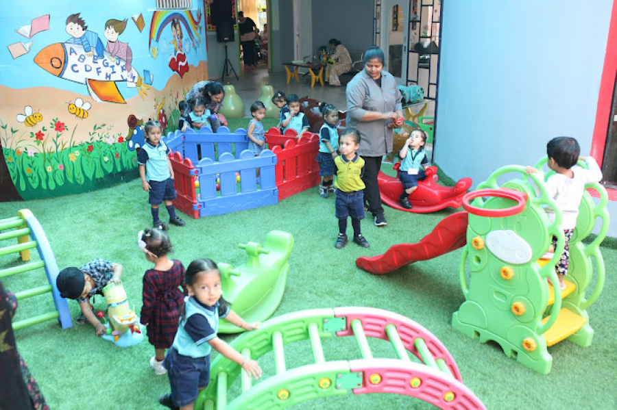 Tiny Tots Foundation School